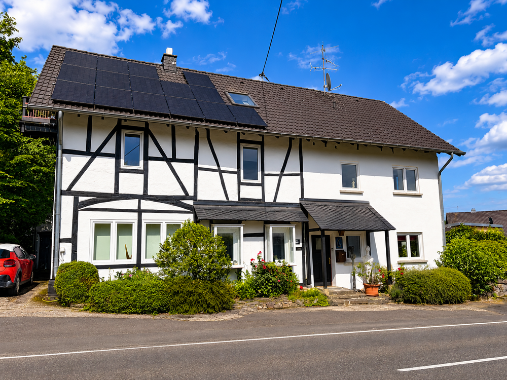 Thumbnail-Haus zum Kaufen in Asbach 298.500,00 € 275 m²