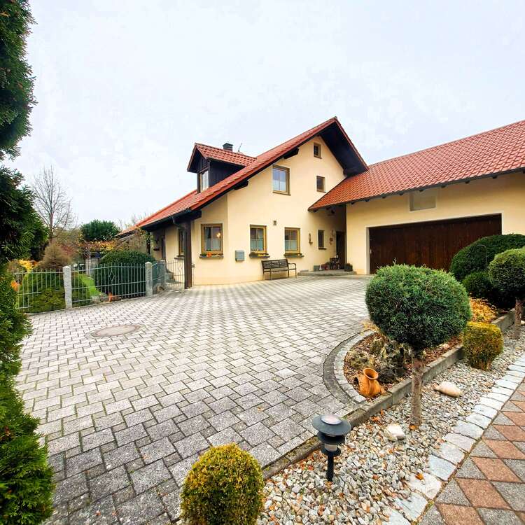 Thumbnail-Haus zum Kaufen in Wackerstein 590.000,00 € 146 m²