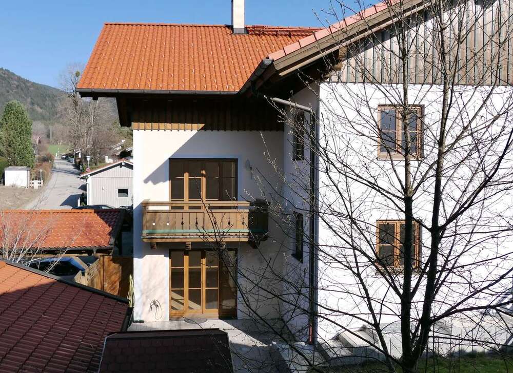 Thumbnail-Wohnung zum Kaufen in Lenggries 699.000,00 € 108 m²