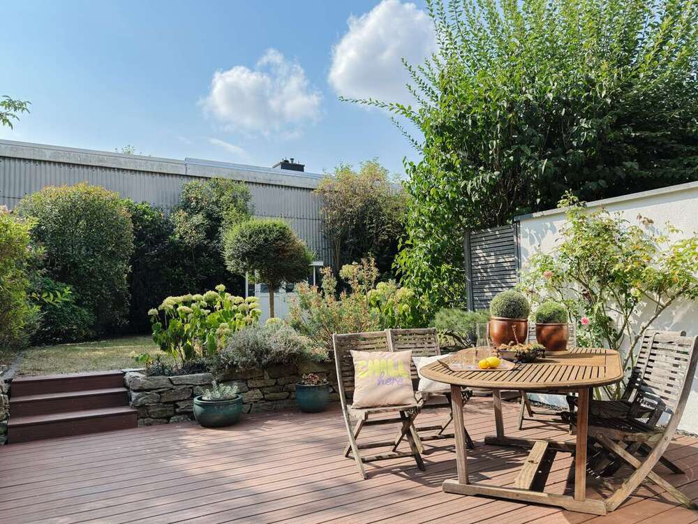 Thumbnail-Haus zum Kaufen in Frankfurt am Main 1.495.000,00 € 228 m²