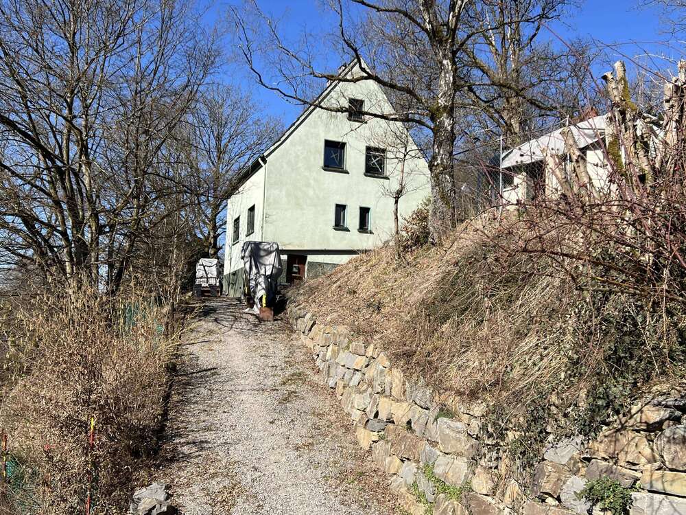 Thumbnail-Haus zum Kaufen in Altena 99.999,00 € 94 m²