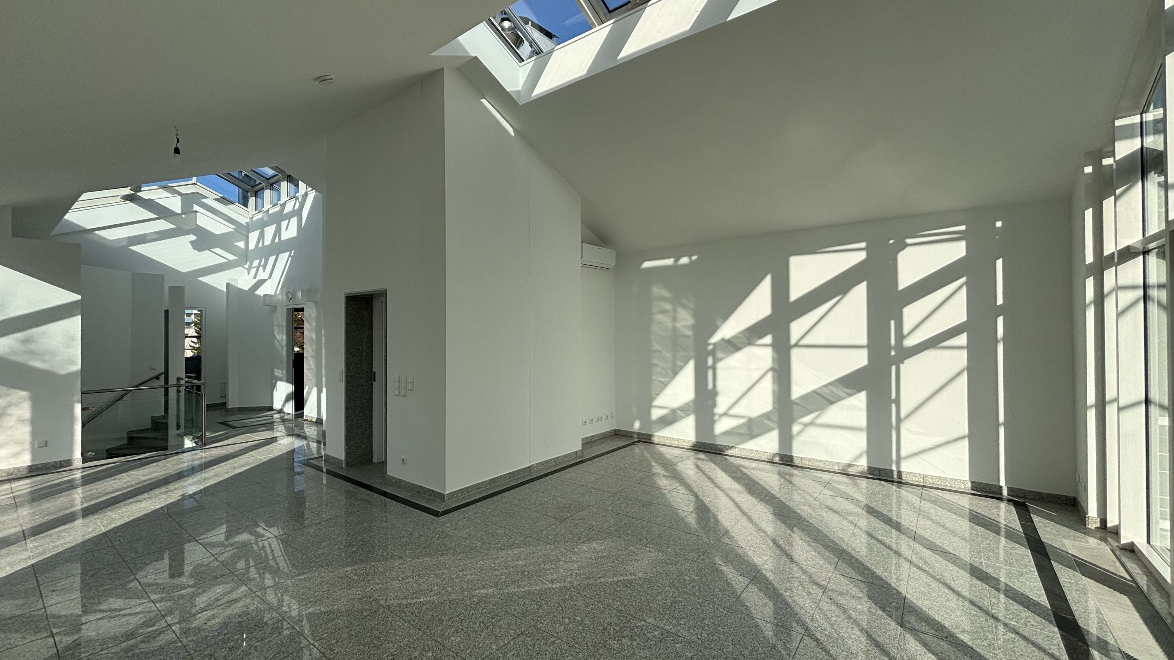 Thumbnail-Wohnung zum Mieten in München 2.550,00 € 124.02 m²