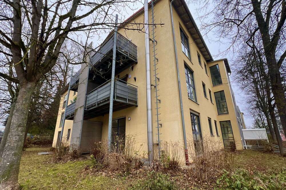 Thumbnail-Wohnung zum Kaufen in Regensburg 335.000,00 € 61 m²