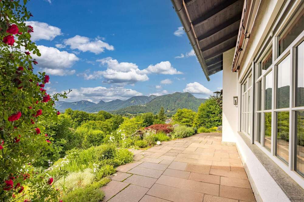 Thumbnail-Haus zum Kaufen in Tegernsee 5.500.000,00 € 279 m²