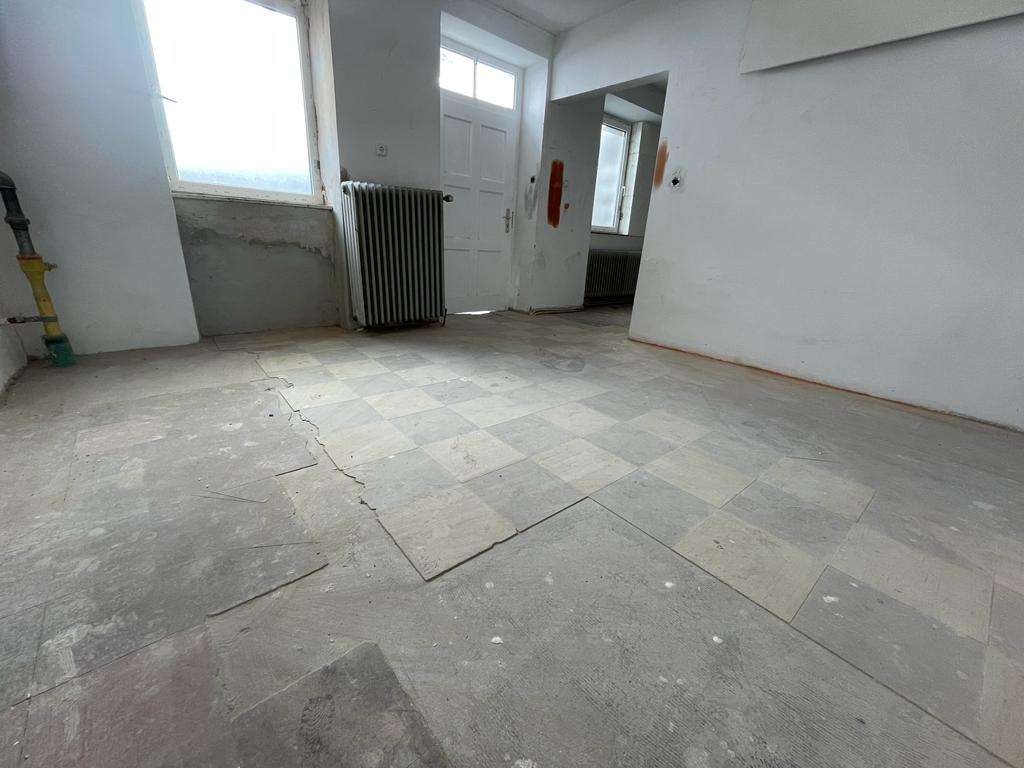 Thumbnail-Halle in Kaiserslautern 250,00 € 56 m²