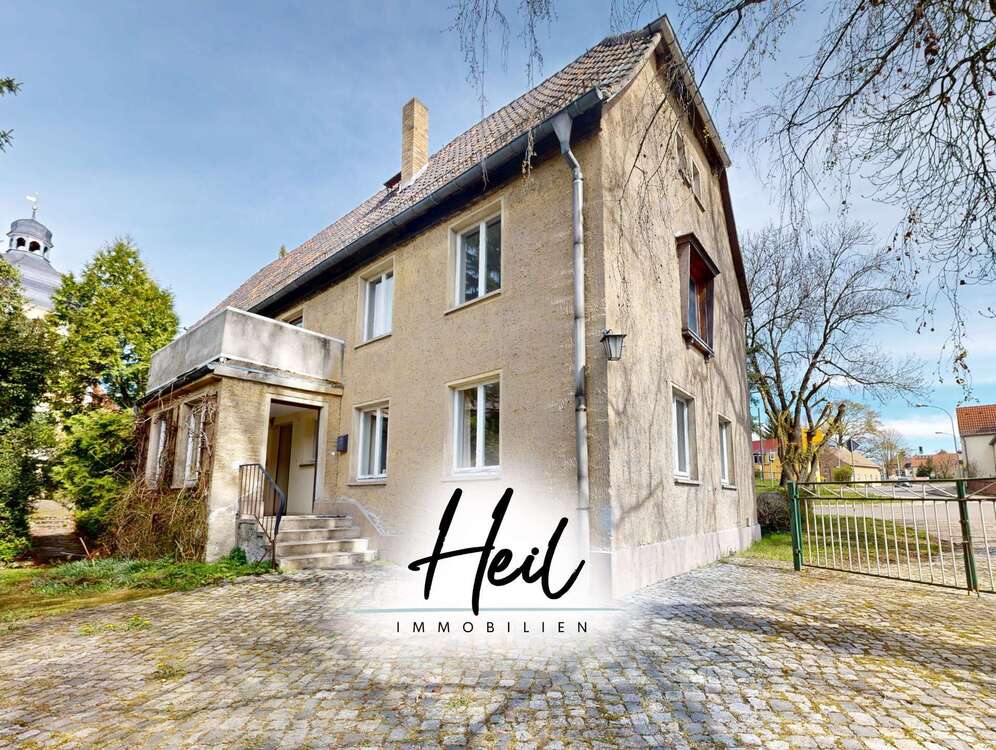 Thumbnail-Haus zum Kaufen in Groitzsch 59.000,00 € 220 m²