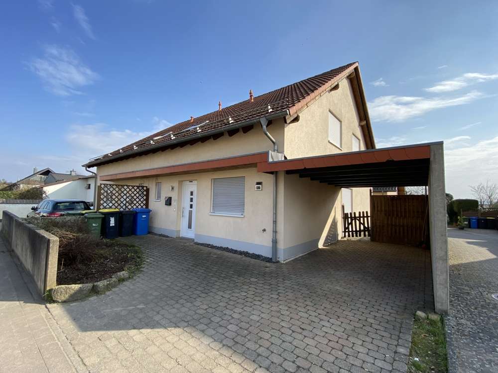 Thumbnail-Haus zum Mieten in Buseck Alten-Buseck 1.400,00 € 115 m²