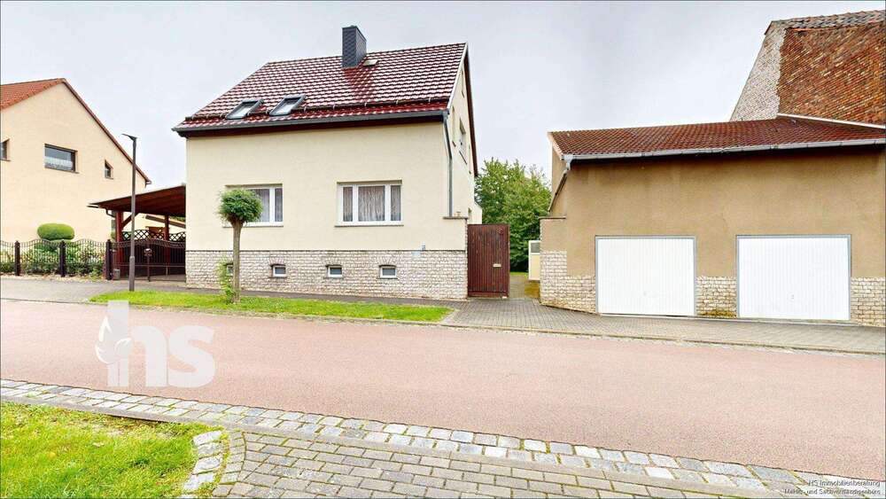 Thumbnail-Haus zum Kaufen in Benndorf 120.000,00 € 120 m²