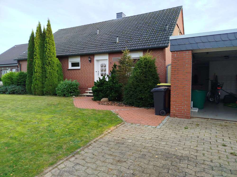 Thumbnail-Haus zum Kaufen in Ennigerloh-Westkirchen 165.000,00 € 120 m²