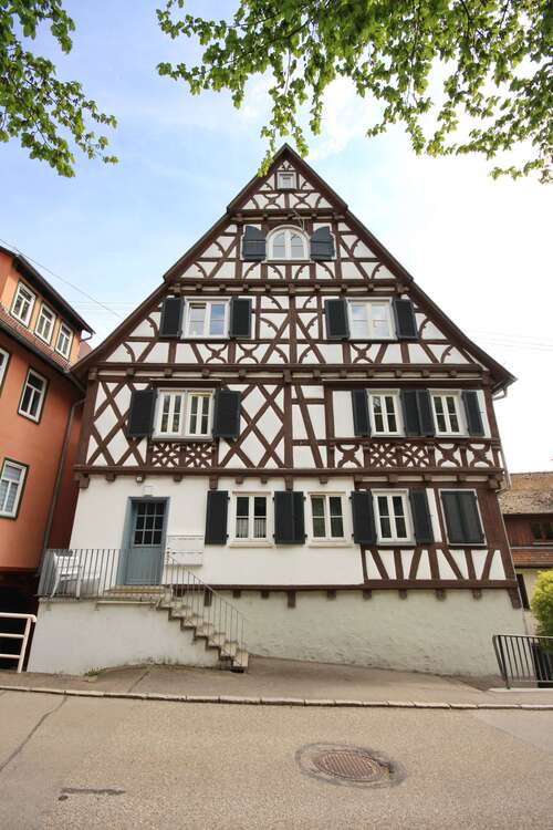 Thumbnail-Wohnung zum Kaufen in Calw 168.000,00 € 76.91 m²