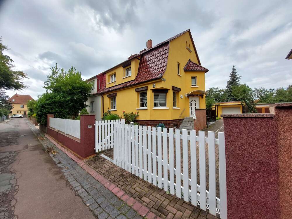 Thumbnail-Haus zum Kaufen in Halle 419.000,00 € 140 m²