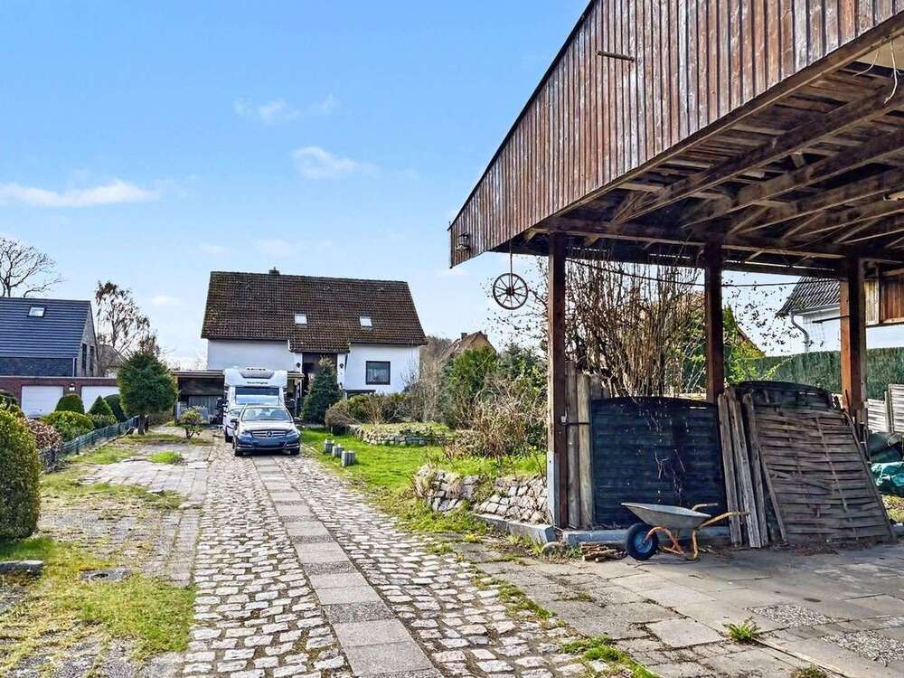 Thumbnail-Haus zum Kaufen in Seevetal 550.000,00 € 215 m²
