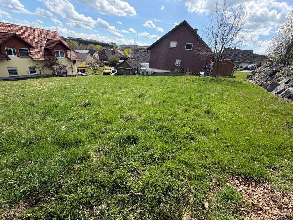 Thumbnail-Grundstück zu verkaufen in Liebenscheid 30.500,00 € 714 m²