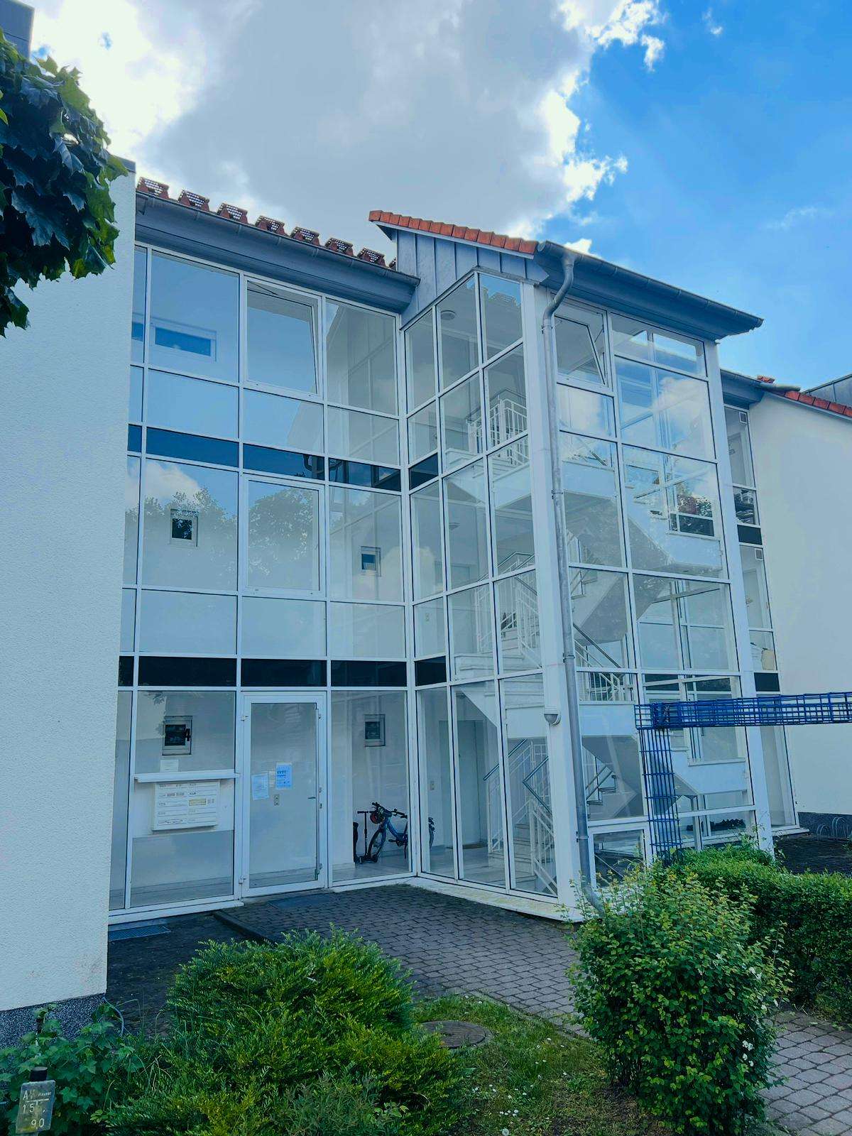 Thumbnail-Wohnung zum Kaufen in Ludwigsfelde OT Genshagen 220.000,00 € 78.23 m²