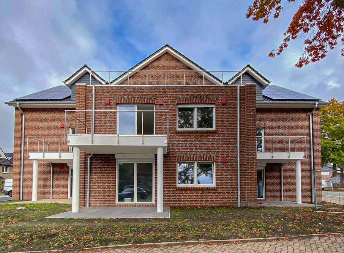 Thumbnail-Wohnung zum Mieten in Edewecht 970,00 € 80.13 m²