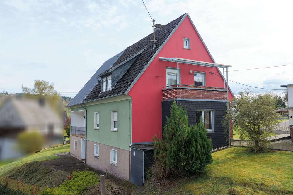 Thumbnail-Haus zum Kaufen in Burbach 299.000,00 € 205 m²