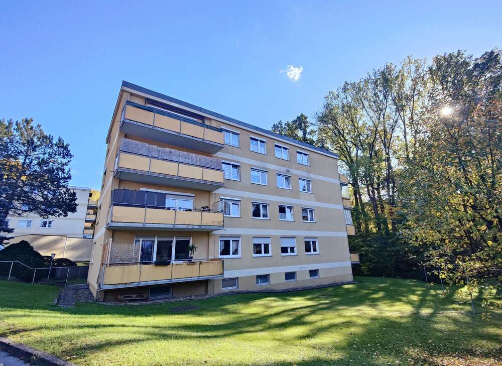 Thumbnail-Wohnung zum Kaufen in Coburg 228.000,00 € 98.4 m²