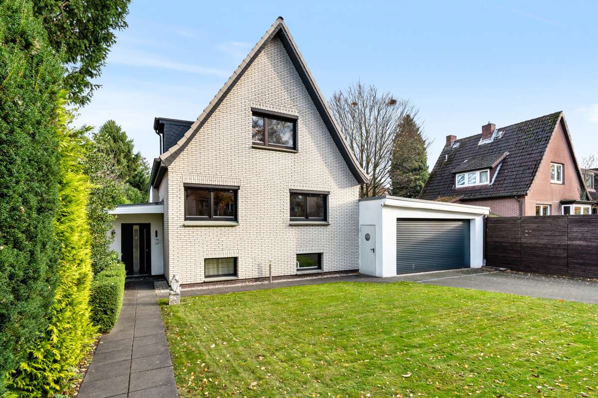 Thumbnail-Haus zum Kaufen in Hamburg-Bramfeld 879.000,00 € 135 m²