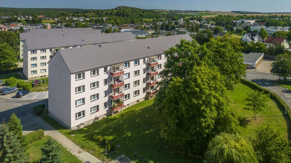 Thumbnail-Wohnung zum Mieten in Zeulenroda-Triebes 313,50 € 46.8 m²