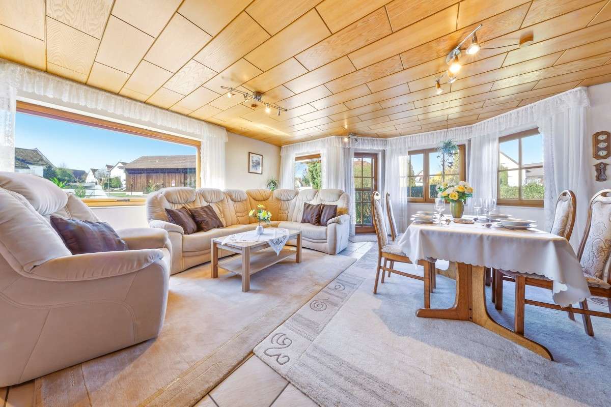 Thumbnail-Haus zum Kaufen in Jettingen 695.000,00 € 166 m²