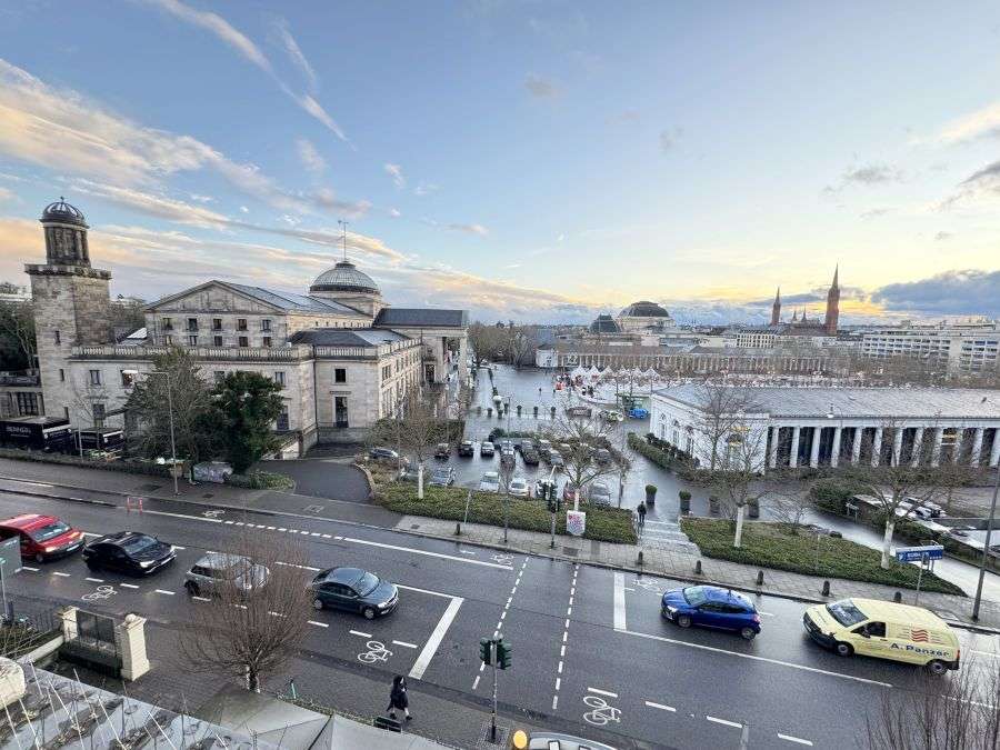 Thumbnail-Wohnung zum Mieten in Wiesbaden 3.400,00 € 250 m²