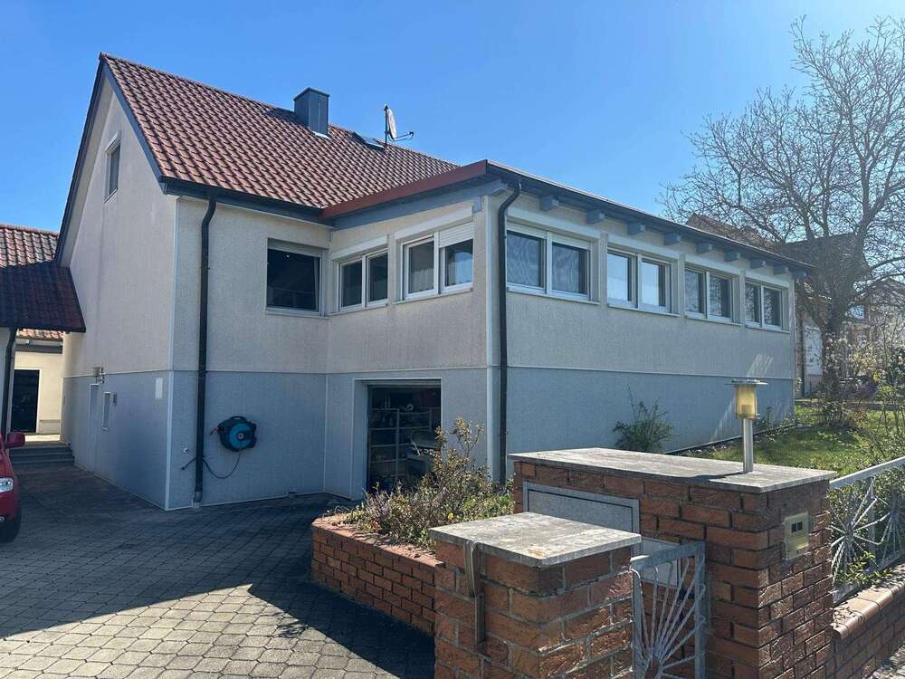 Thumbnail-Haus zum Kaufen in Schwandorf 258.000,00 € 140 m²