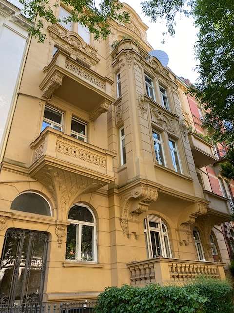 Thumbnail-Wohnung zum Mieten in Wiesbaden 1.600,00 € 119 m²