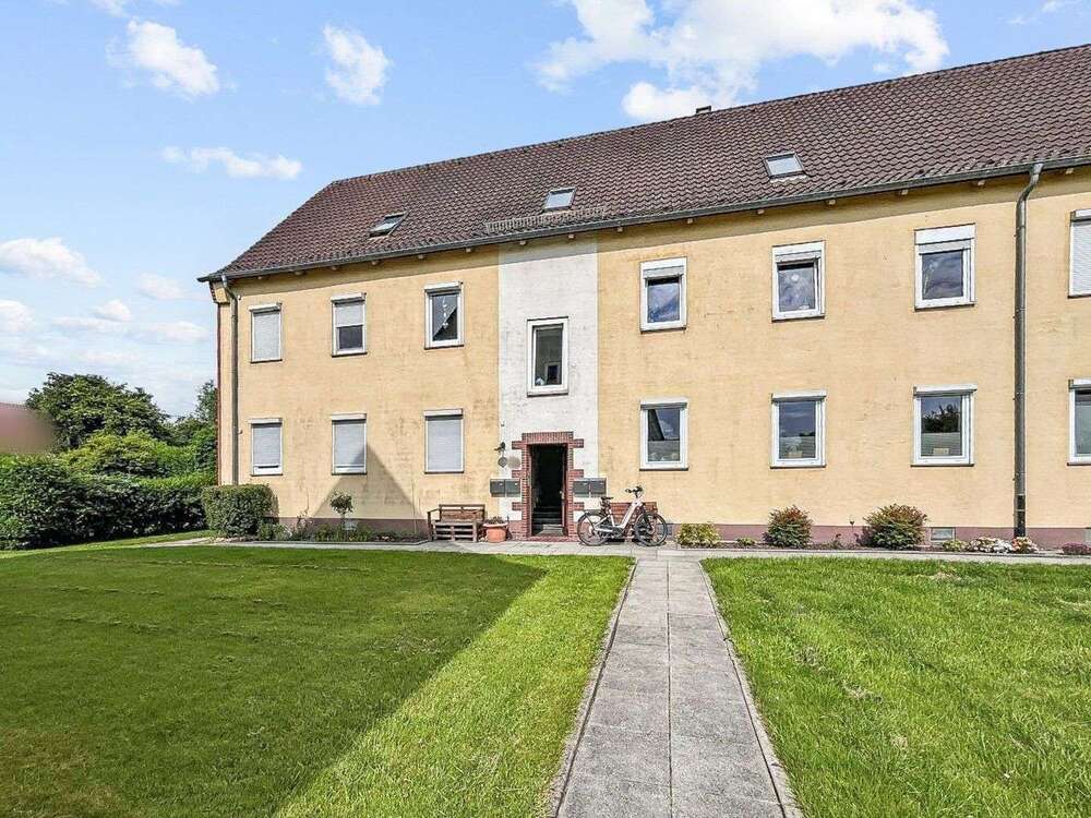 Thumbnail-Wohnung zum Kaufen in Sande 135.000,00 € 76 m²