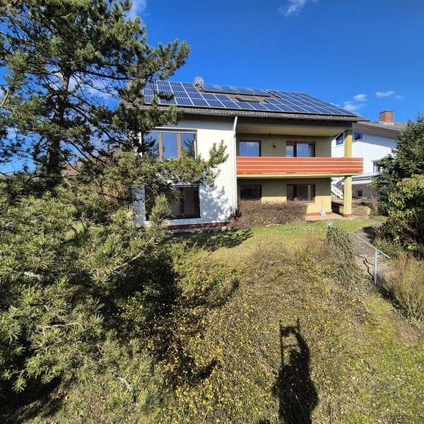 Thumbnail-Haus zum Kaufen in Wertheim-Lindelbach 385.000,00 € 240 m²