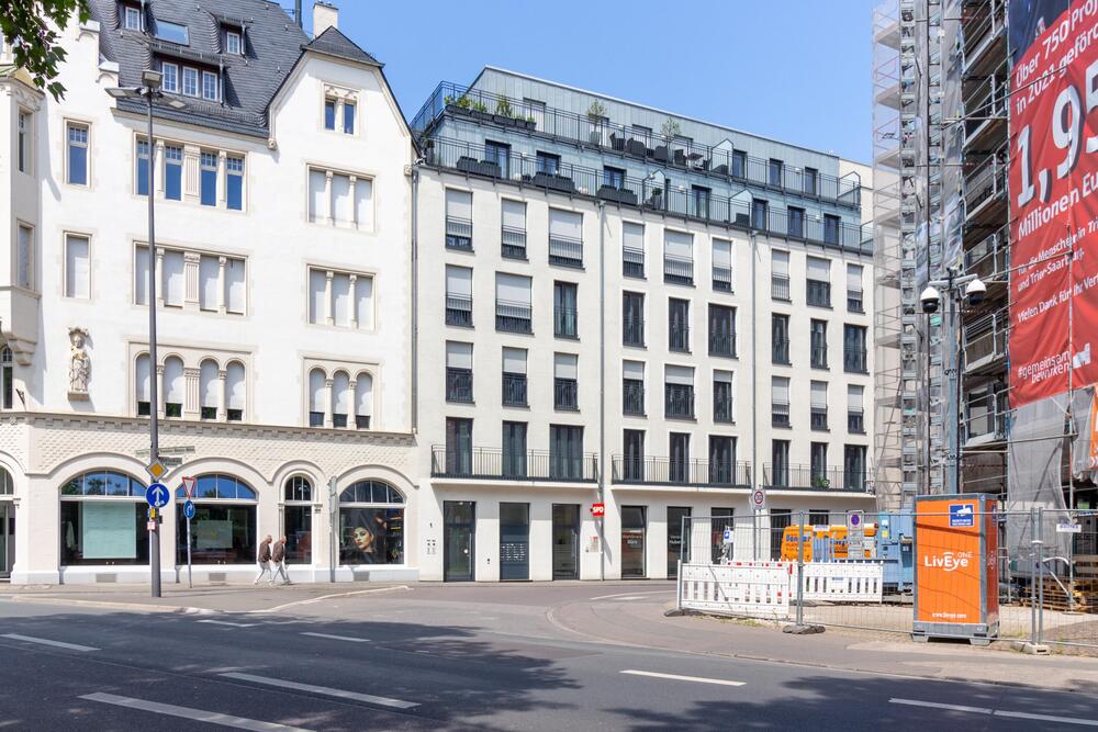 Thumbnail-Hochwertiges vollmöbliertes Penthouse mit Dachterrassen Nähe Porta Nigra im Maisonettestil