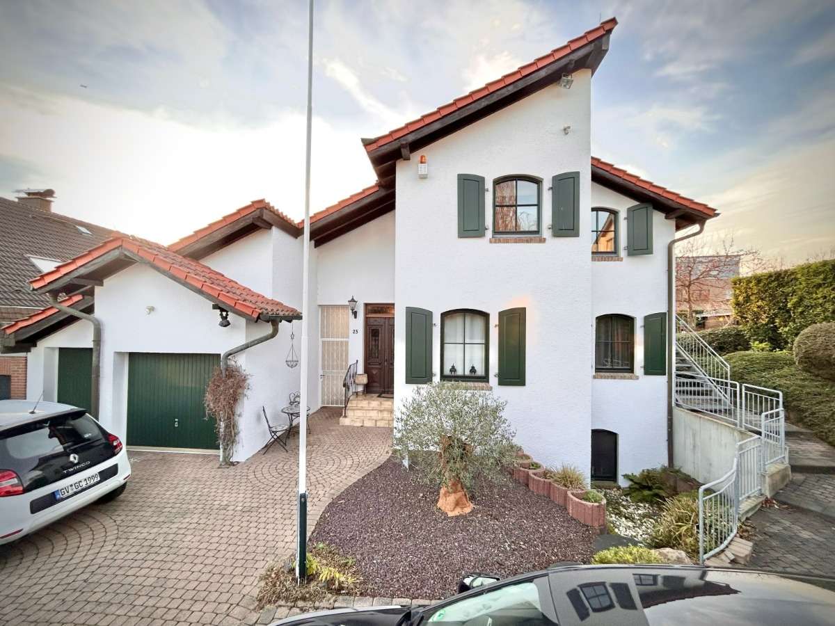 Thumbnail-Haus zum Kaufen in Grevenbroich 689.000,00 € 273 m²