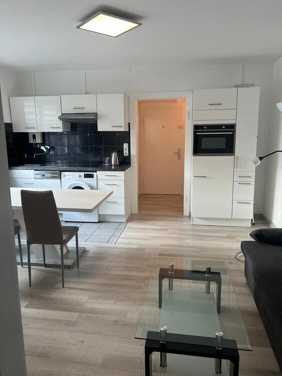 Thumbnail-D-Zoo, attraktive möbl. 2 Zi. ETW, ruhig und Zentral , ca. 40qm Wfl., 8qm Nfl. im Keller