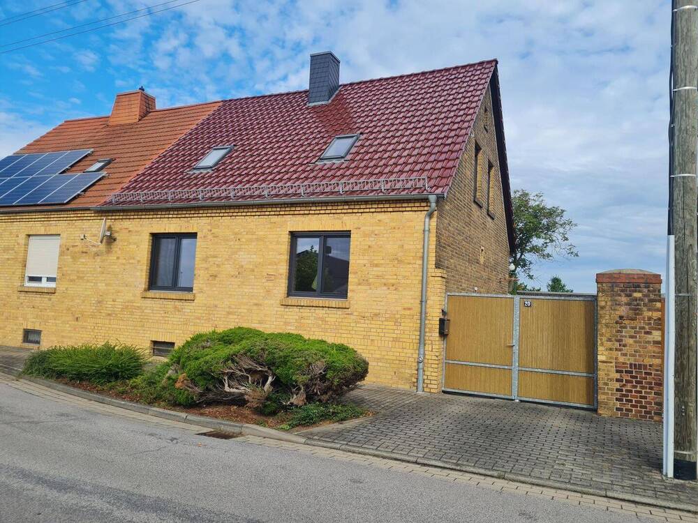 Thumbnail-Doppelhaushälfte in Sandersdorf-Brehna, OT Ramsin