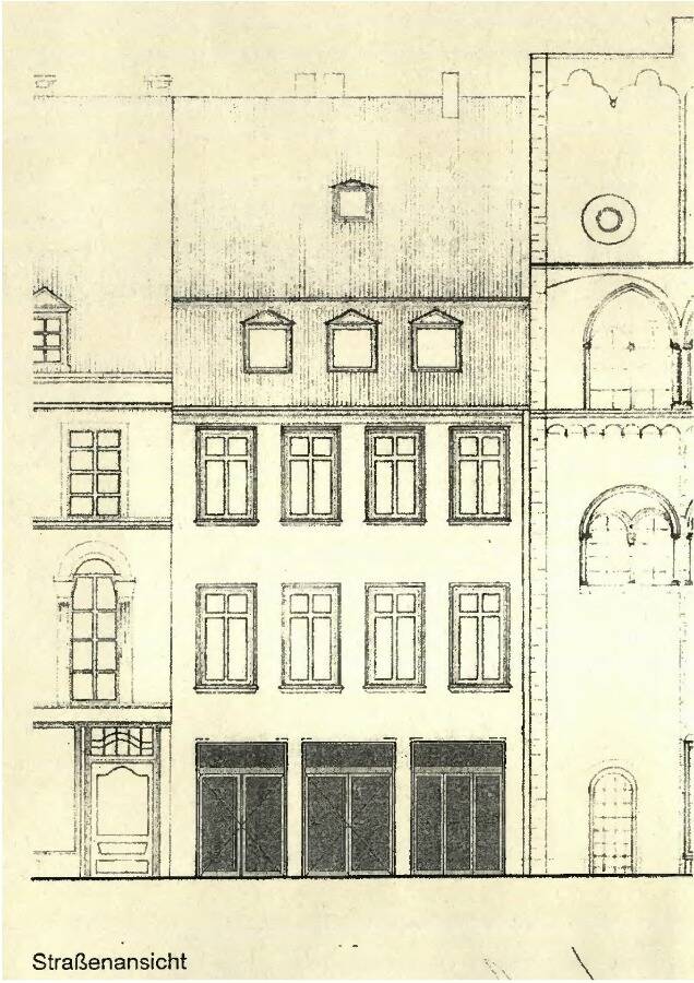 Thumbnail-Trier-Zentrum: Historisches Geschäftshaus an der Porta Nigra - Baudenkmal - fest bis 2036 vermietet
