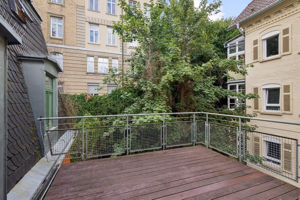 Thumbnail-2-Zimmer-Wohnung mit großer Dachterrasse mitten in der Stadt