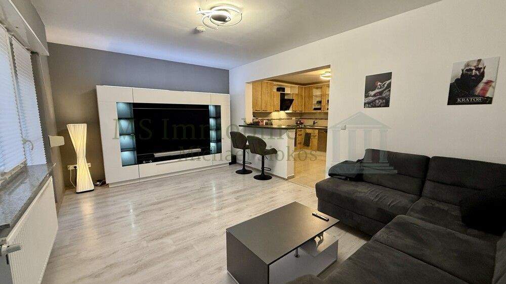 Thumbnail-* * * Schöne geschnittene 3 ZKB Wohnung + Balkon + Stellplatz * * *