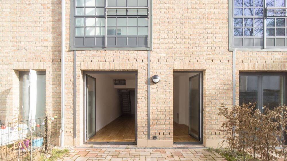 Thumbnail-HOMESK - Exklusives Townhouse mit Garten im sanierten Denkmal der Glockengießerei-Neukölln