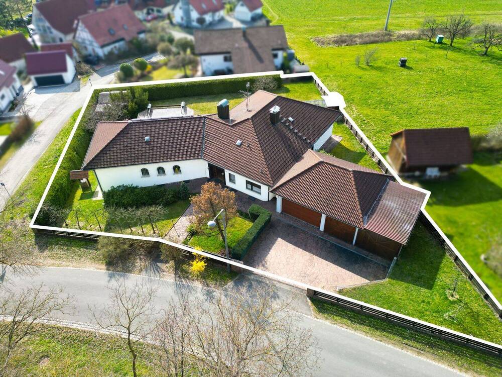 Thumbnail-Stilvolles Anwesen in Feldrandlage am Moritzberg mit Pool, Sauna & großzügigen Parkmöglichkeiten