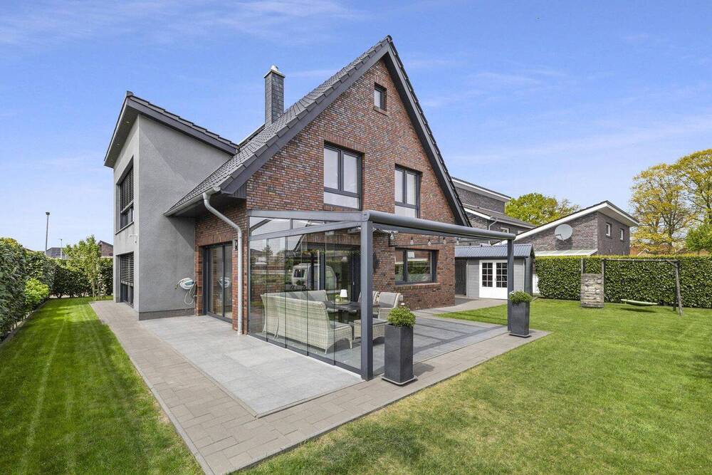 Thumbnail-Exklusives Architektenhaus in Bestlage: Hochwertiges Wohnerlebnis mit maximaler Flexibilität