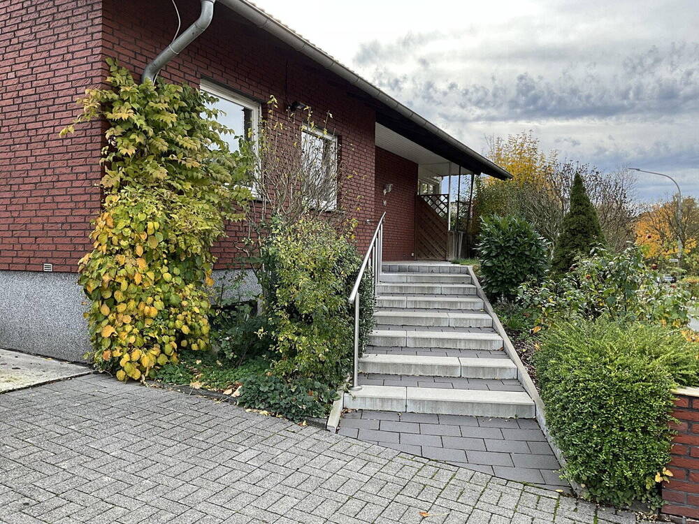 Thumbnail-Zweifamilienhaus mitten in Delbrück