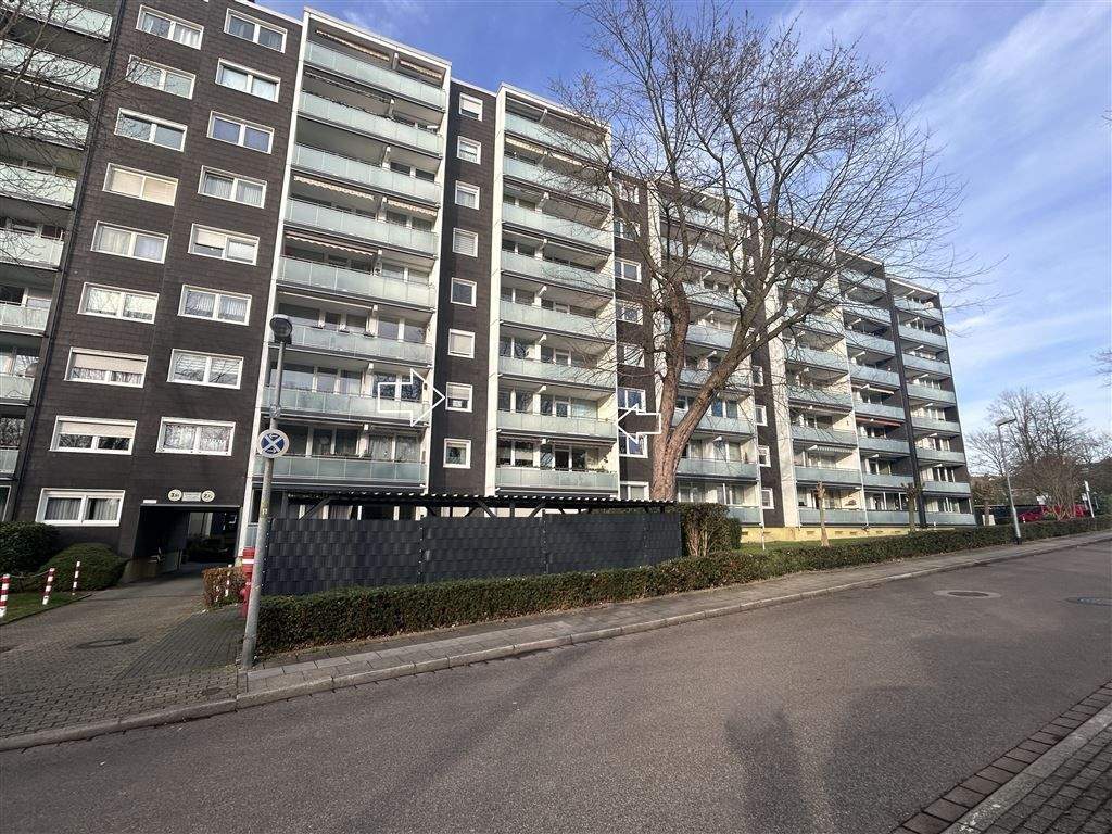 Thumbnail-Attraktive 3,5-Zimmer-Eigentumswohnung mit Balkon und Personenaufzug im gepflegten Mehrfamilienhaus