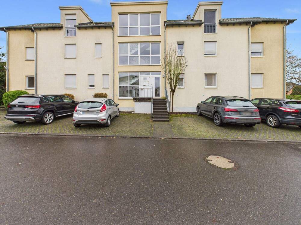 Thumbnail-Schöne Eigentumswohnung mit Balkon & Stellplatz im Herzen von Schweich