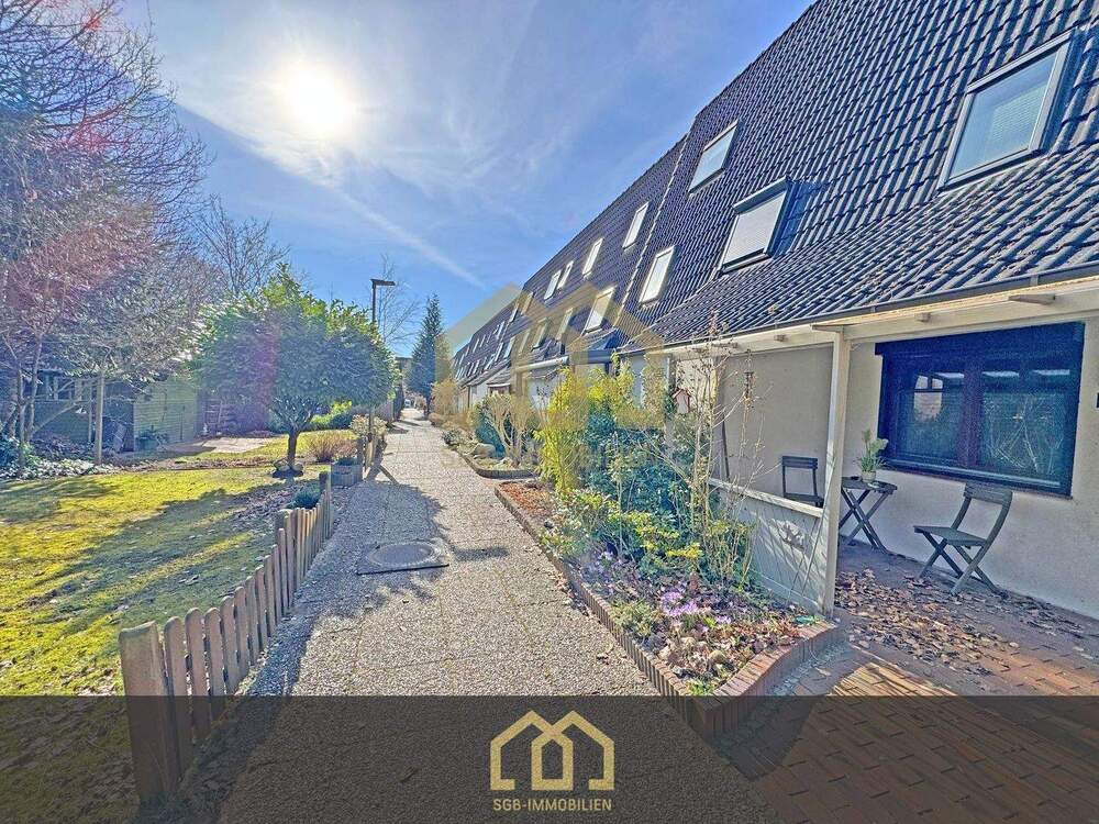 Thumbnail-Achim: 5-Zimmer-Reihenhaus mit Garten, EBK & ausgebautem Dachgeschoss + Garage