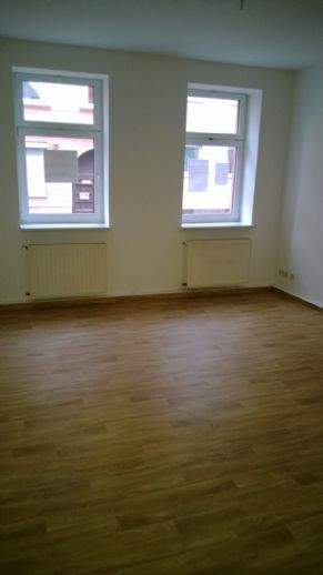 Thumbnail-frisch renovierte attraktive 2-Raum-Wohnung, gut geschnitten und zentral!