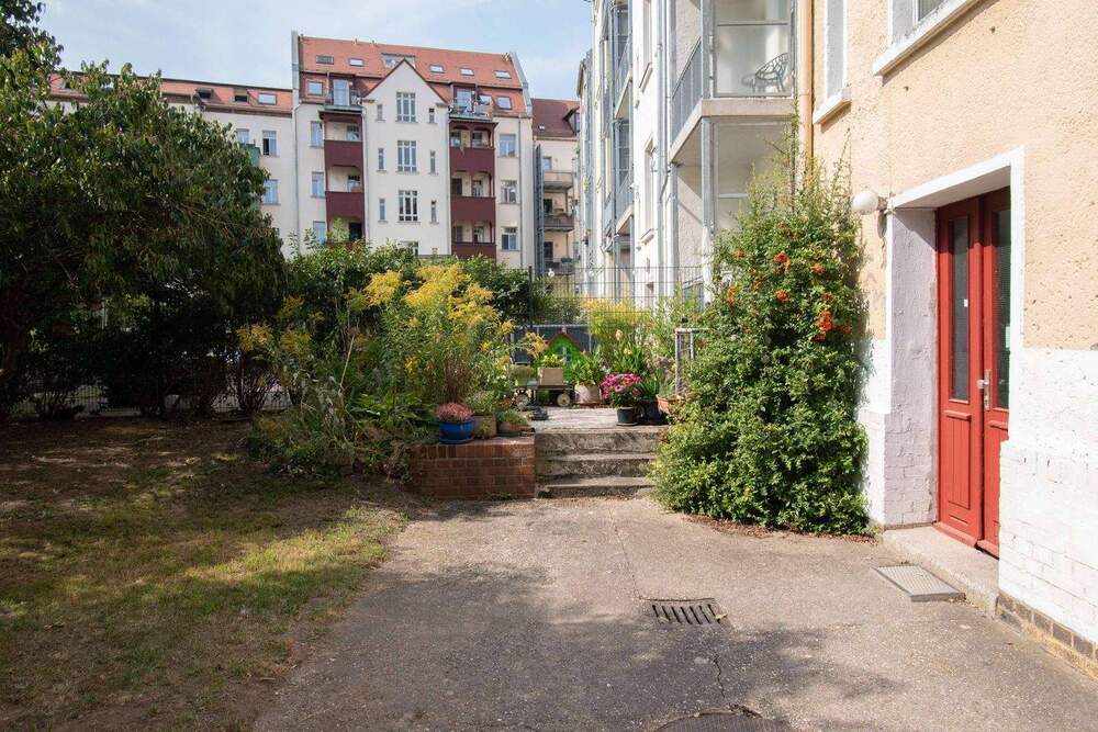 Thumbnail-HIER FINDEN SIE WERTSTEIGERUNGSPOTENZIAL Mehrfamilienhaus mit Teilungserklärung