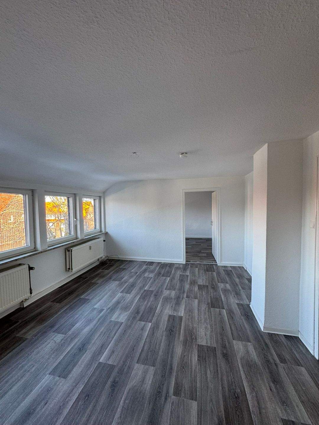 Thumbnail-Einladende 4-Zimmer Dachgeschosswohnung