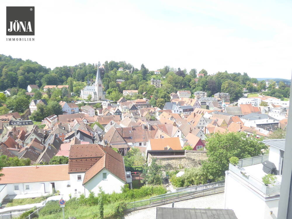 Thumbnail-Am Fuße der Plassenburg in feinster Innenstadtlage: Solides 6-Parteienhaus mit Altstadtblick