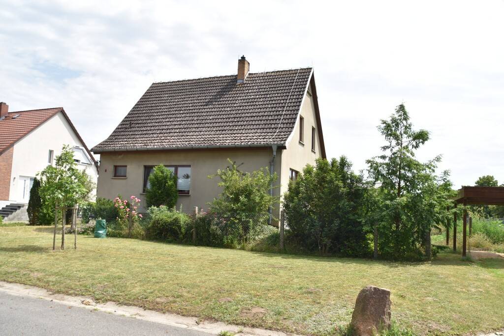 Thumbnail-Freistehendes EFH in Hohenwalde - Blick auf die Pferdekoppeln inklusive!