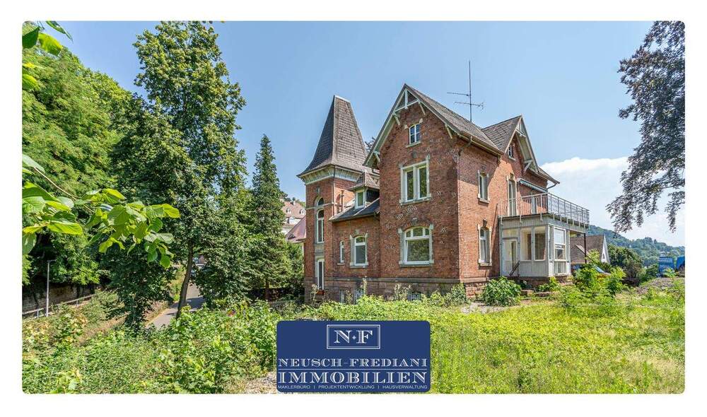 Thumbnail-RESERVIERT wegen KAUFZUSAGE - Herrschaftliches Anwesen mit 2 ETWs und ca. 2.000 qm in Top Lage möchte wachgeküsst werden ...