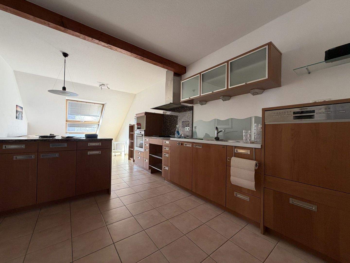 Thumbnail-Moderne 2,5-Zimmer-Wohnung mit Spitzboden